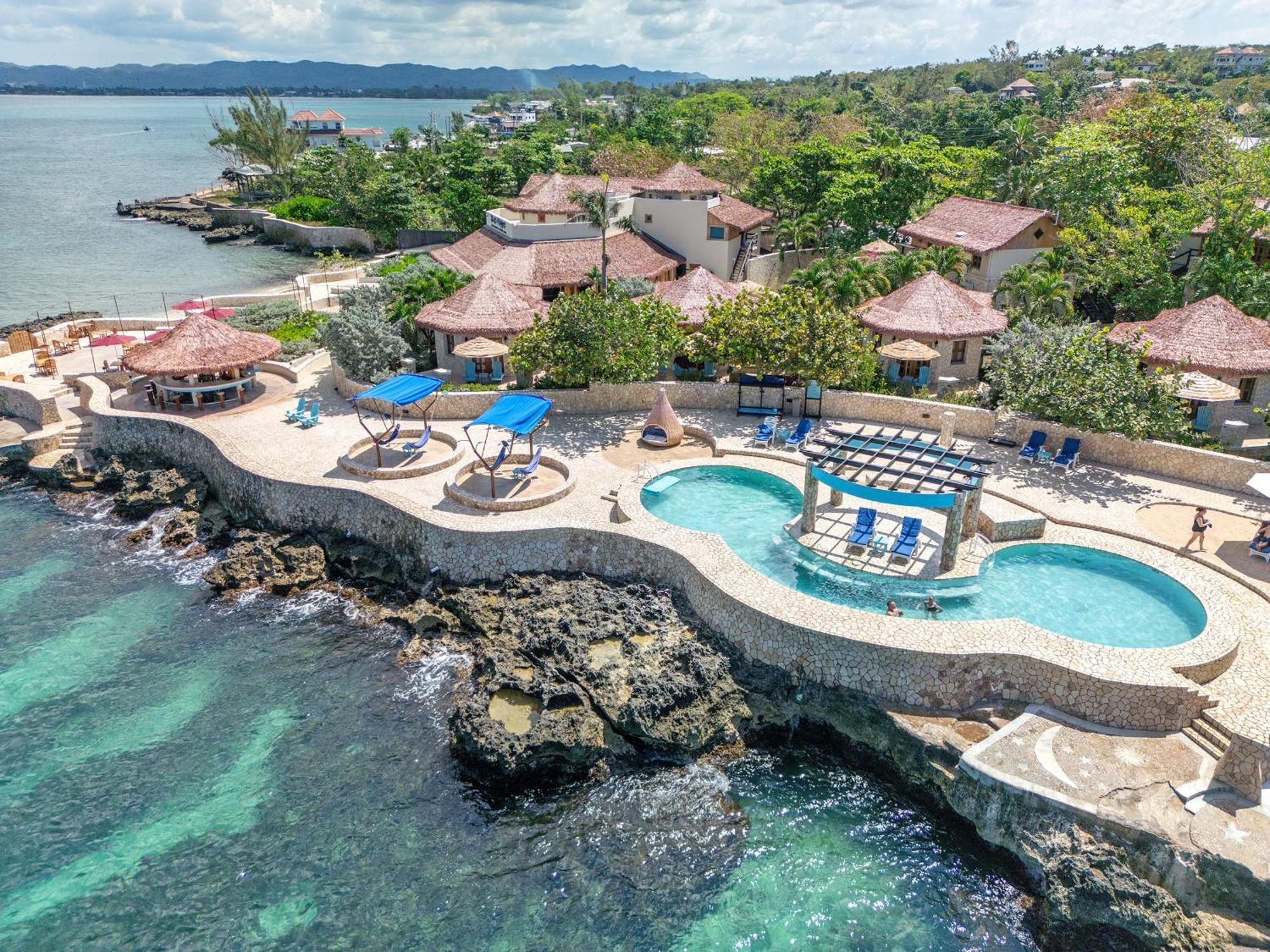 Ocean Cliff Hotel Negril Limited - Adults Only Exteriér fotografie
